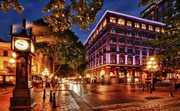 Vancouver Steam Clock Voted World’s Worst Tourist Attraction For Record 10th Year Vancouver Steam Clock voted world's worst tourist attraction again