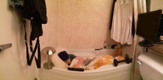 Lucky Renter Finds Bargain Downtown Vancouver Bathtub For Only $600 Monthly Bargain Downtown Vancouver bathtub rented